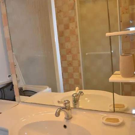 Apartment Les Pieds Dans L'eau