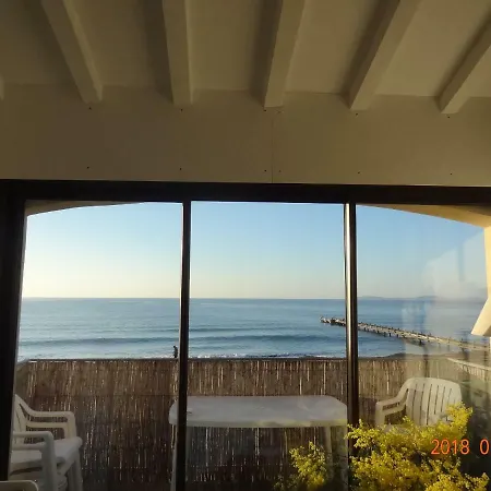 דירה Les Pieds Dans L'eau *